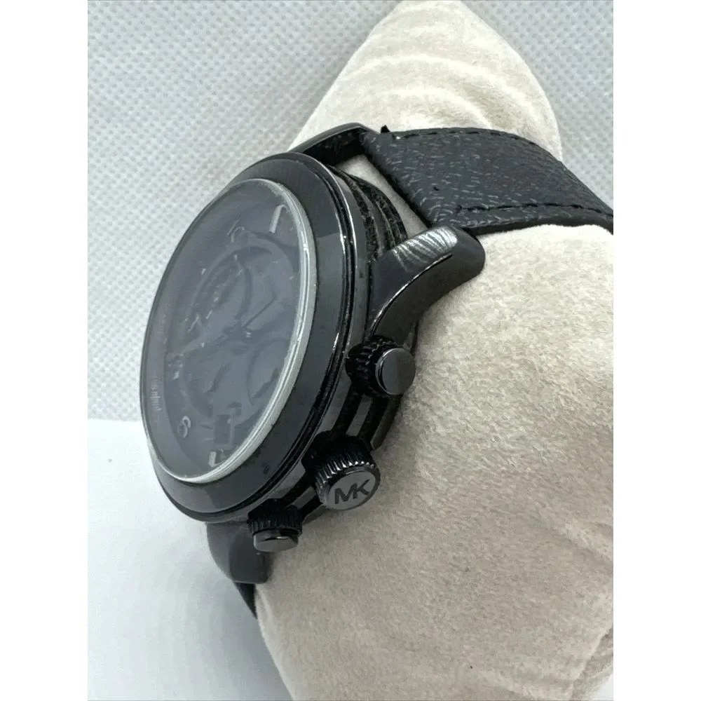 Michael Kors Runway MK8157 Men's Stainless Steel Analog Black Dial Watch JNA732